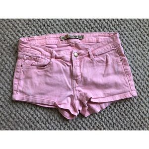 NEW! Zara pink denim shorts